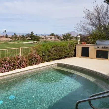 Image 2 - Desert Willow Golf Course, 2020 West Horizon Ridge Parkway, Henderson, NV 89012, USA - House for sale