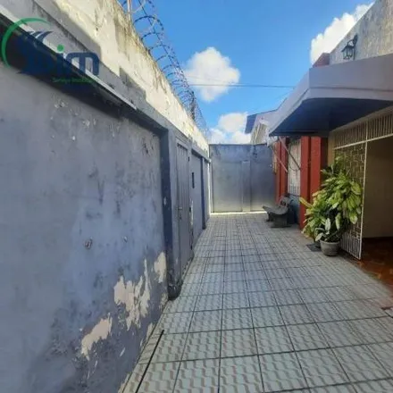 Buy this 5 bed house on Rua Carvalho Mota 102 in Parque Araxá, Fortaleza - CE