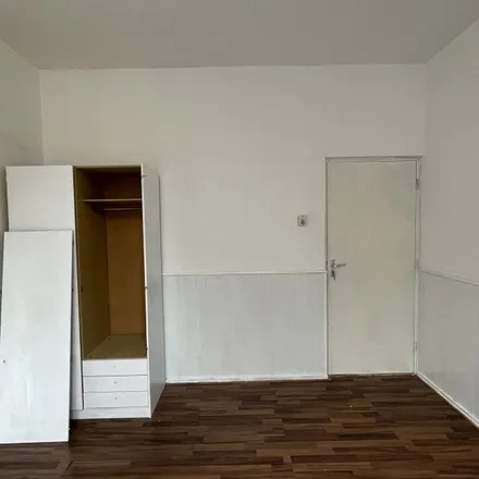 Rent this 2 bed apartment on Kleine Overstraat 14 in 7411 JL Deventer, Netherlands