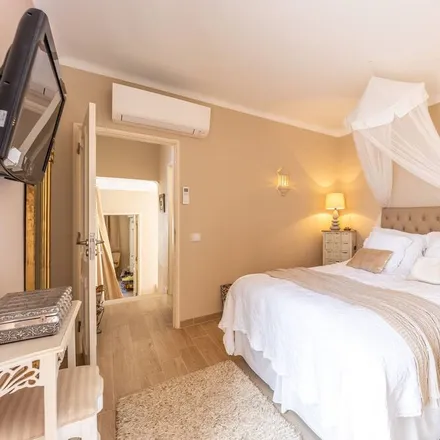 Rent this 2 bed house on 8650-070 Distrito de Évora