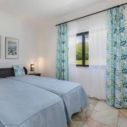 Rent this 3 bed house on Le Cro Portugal (#1) in Estrada do Farol 77, 8400-526 Carvoeiro