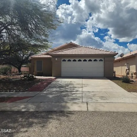 Rent this 3 bed house on 9590 East Placita Elemental in Tucson, AZ 85747