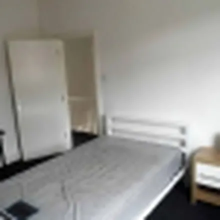 Image 1 - Claremont Road, Liverpool, L15 3HL, United Kingdom - Apartment for rent