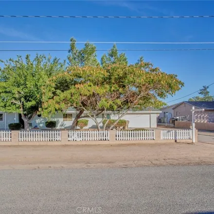 Buy this 3 bed house on 7773 Lincoln Avenue in Oak Hills, Hesperia