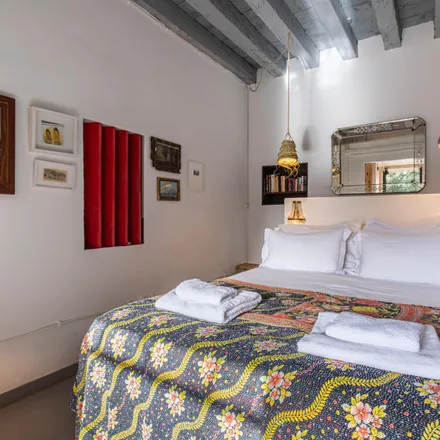 Rent this 2 bed apartment on Rua da Lapa 61 in 63, 1200-702 Lisbon