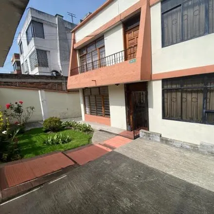 Buy this 6 bed house on Avenida de los Shyris in 170501, Quito