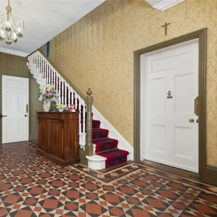Image 3 - St Katharine's House, Sandhurst Road, Milford Haven, SA73 3JU, United Kingdom - House for sale