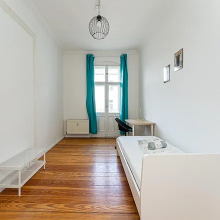Rent this 4 bed room on CHI.BAR in Gabriel-Max-Straße 2, 10245 Berlin
