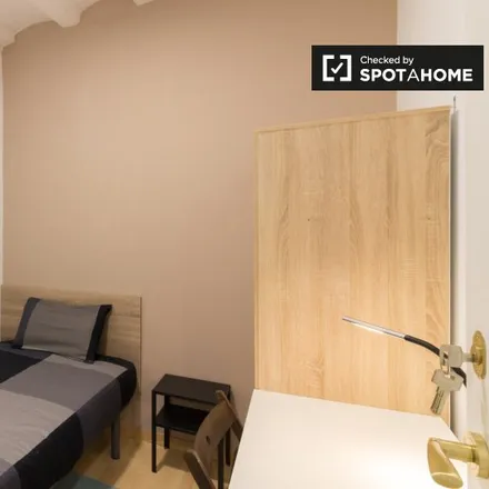 Rent this 5 bed room on Carrer de la Paloma in 13, 08001 Barcelona