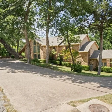 Image 2 - 711 Ida Vista Ct, Duncanville, Texas, 75116 - House for sale