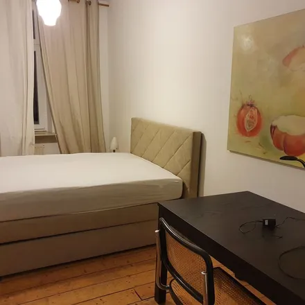 Rent this 2 bed apartment on Jahnstraße 105 in 40215 Dusseldorf, Germany