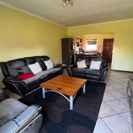 Image 6 - unnamed road, Johannesburg Ward 100, Randburg, 2188, South Africa - Townhouse for rent