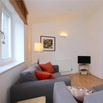 Image 3 - 77b St Clements Street, Oxford, OX4 1YS, United Kingdom - Room for rent