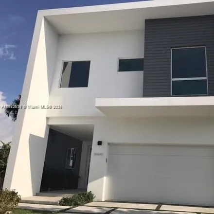 Image 1 - 10445 Northwest 68th Terrace, Doral, FL 33178, USA - House for rent