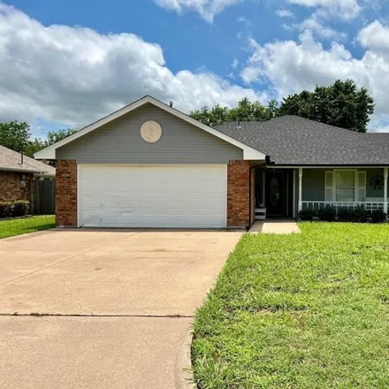 Buy this 3 bed house on 154 Modene Avenue in Waxahachie, TX 75165