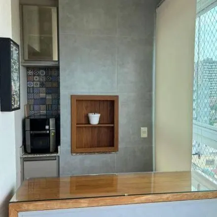 Buy this 3 bed apartment on Rua Riachuelo in Higienópolis, Londrina - PR