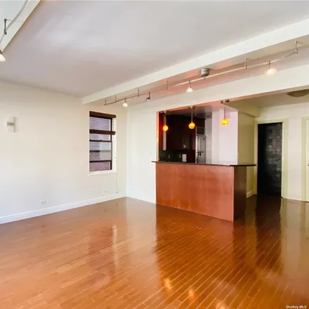 Rent this studio condo on 30 East 37th Street in New York, NY 10016