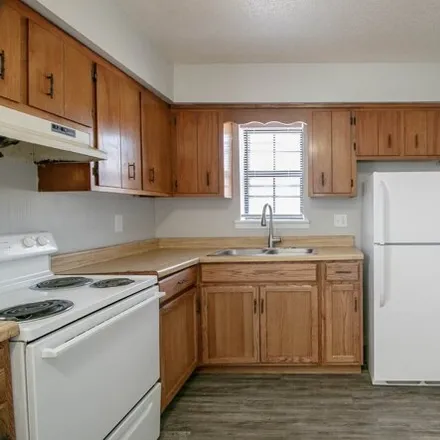 Image 5 - 475 Thompsonville Lane, Oak Grove, Christian County, KY 42262, USA - Apartment for rent