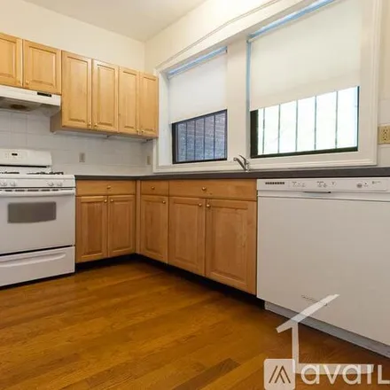 Rent this 1 bed apartment on 4 Park Vale Ave