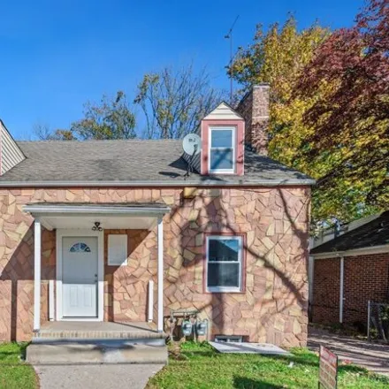 Buy this studio house on Willow Grove Cemetery in Morris Street, New Brunswick