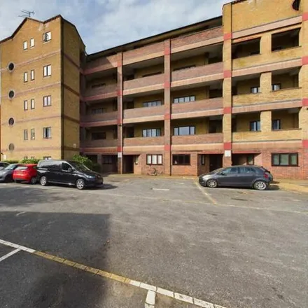 Buy this 2 bed apartment on Stimpson Ave. Off Licence in 113 Stimpson Avenue, Northampton