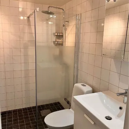 Rent this 2 bed apartment on Smörblomsvägen 6 in 197 36 Bro, Sweden