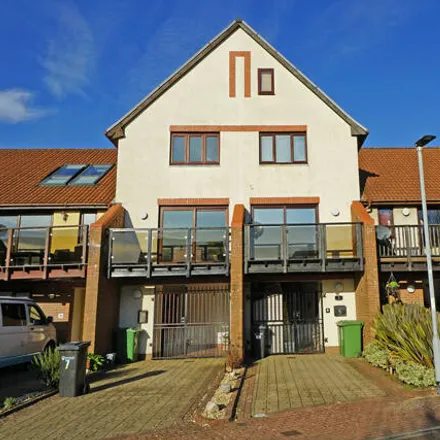 Buy this 5 bed townhouse on Cadgwith Place in Portsmouth, PO6 4TD
