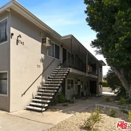 Buy this 12 bed house on 390 Arroyo Drive in Los Angeles, CA 90042