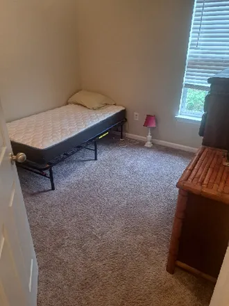 Image 3 - 50 Greensboro Court, New Furman Heights, Greenville County, SC 29617, USA - Room for rent