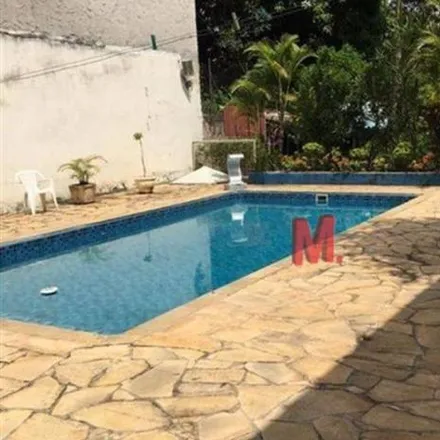 Buy this 3 bed house on Rua Coronel José Pedro de Oliveira in Jardim Faculdade, Sorocaba - SP