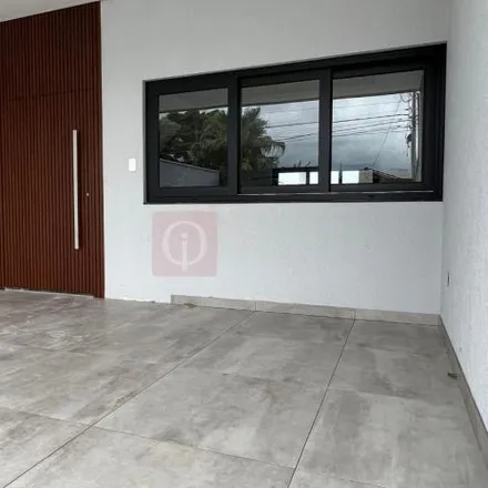 Buy this 3 bed house on Rua Karl Kumlehn 110 in América, Joinville - SC
