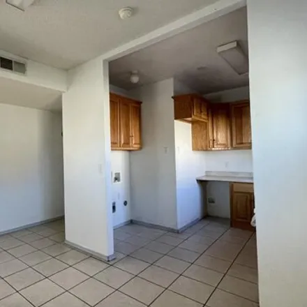 Image 7 - 2753 Idalia Avenue, El Paso, TX 79930, USA - House for rent
