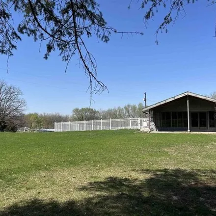 Image 1 - 11586 Beaverdale Road, Beaverdale, Des Moines County, IA 52655, USA - House for sale