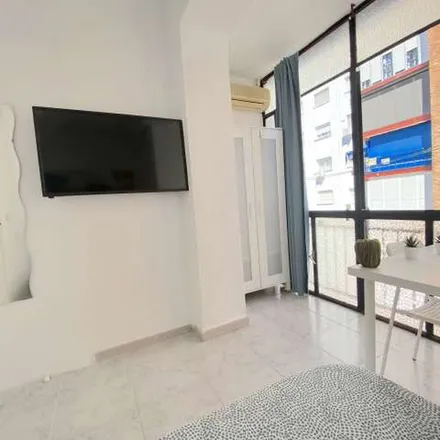 Rent this 4 bed apartment on Escuela Oficial de Idiomas in Avenida Doctor Fedriani, 41009 Seville