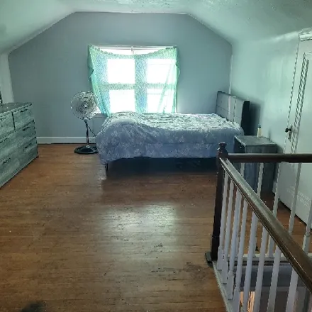Rent this 1 bed room on 14800 Mendota Avenue in Detroit, MI 48238