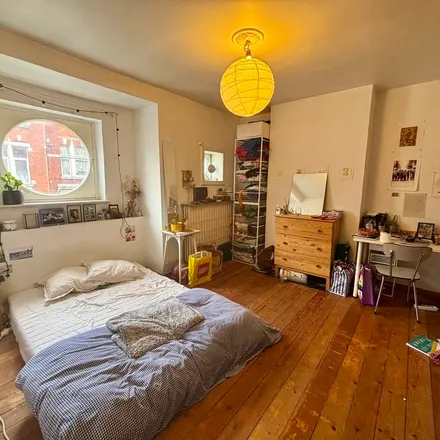 Rent this 4 bed apartment on Rue Van Hammée - Van Hamméestraat 59 in 1030 Schaerbeek - Schaarbeek, Belgium