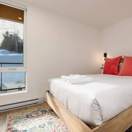 Image 5 - Baie-Saint-Paul, QC G3Z 2V5, Canada - Apartment for rent