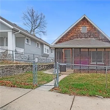 Buy this 2 bed house on 427 North Drury Avenue in Kansas City, MO 64123