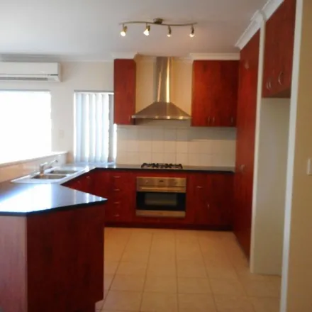 Image 7 - 11 Pitt Street, St James WA 6102, Australia - Apartment for rent