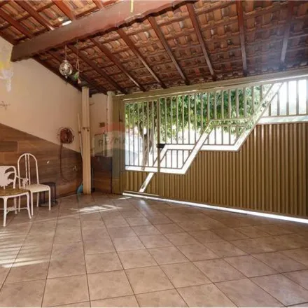 Buy this 2 bed house on Avenida Antonio Moraes Barros in Vista Alegre, Santa Bárbara d'Oeste - SP