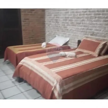 Buy this 5 bed house on Rua Pedro Joaquim de Santaná in Centro, Cabo de Santo Agostinho - PE