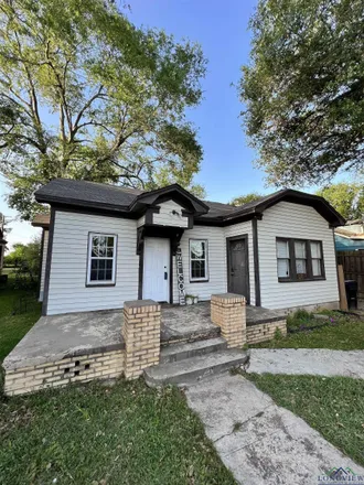 Buy this 3 bed house on 503 East Buchanan Avenue in Longview, TX 75602