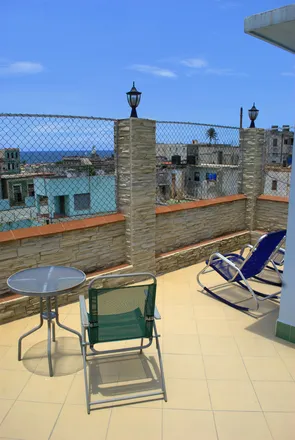 Rent this 1 bed apartment on Cayo Hueso