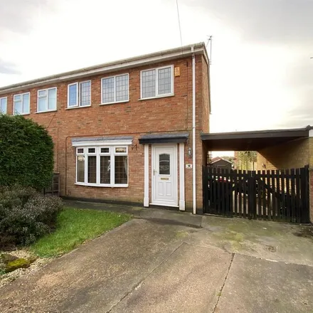 Rent this 3 bed duplex on Bluebell Close in Selston, NG16 5FN