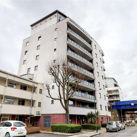 Rent this 2 bed apartment on 22-40 Devonport Street in Ratcliffe, London