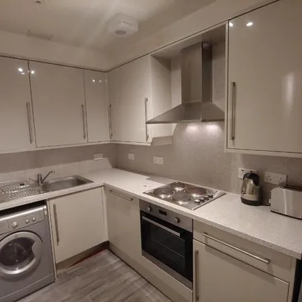 Rent this 5 bed apartment on 14 Hillside Street in City of Edinburgh, EH7 5EY