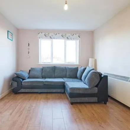 Image 3 - Bywater House, 1-56 Harlinger Street, London, SE18 5SX, United Kingdom - Apartment for sale