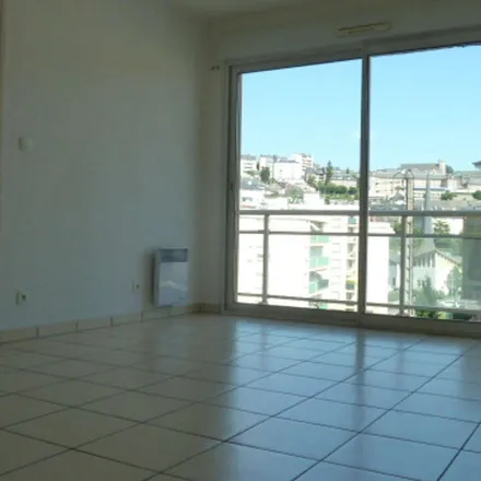 Rent this 2 bed apartment on 1 Boulevard d'Estourmel in 12000 Rodez, France