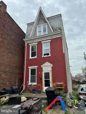 Image 3 - 1463 Vernon Street, Harrisburg, PA 17104, USA - House for sale