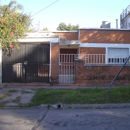 Image 1 - Buchanan, La Florida, Rosario, Argentina - House for sale